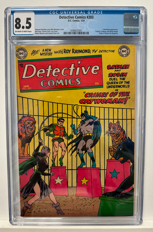 Detective Comics #203 DC 1/54 CGC 8.5 Catwoman Appearance! Captain Compass and Mysto begin! Origin of Mysto the Magician!